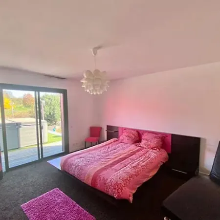 Holiday home Contemporaine Piscine Jacuzzi Villebret